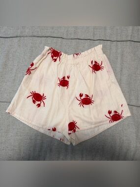 High-Waist Cream Shorts with Red Crab Print